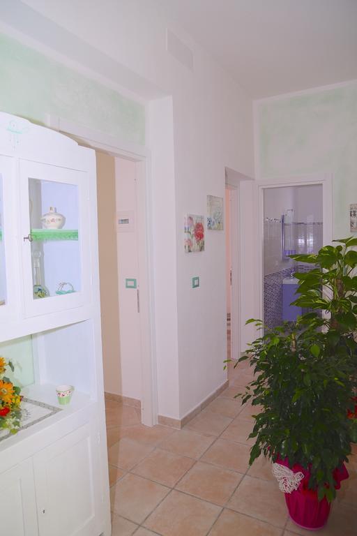 B&B Le Rose Ольбия Экстерьер фото